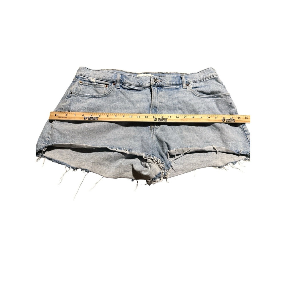 Abercrombie Women's Curve Love Denim Short, Size 34/18 The Mom Short Mid Rise - Picture 7 of 8
